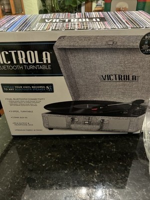 Vintage 3-Speed Bluetooth Portable Suitcase Record Player .