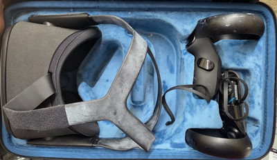 Meta Oculus Quest 1 All-in-one VR Gaming Headset 2 Controllers 64GB Black W/CASE