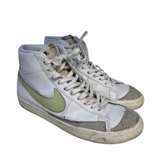 Nike Blazer Mid 77 Light Green Swoosh Women's 11.5 CZ1055 108