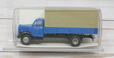 Brekina Automodelle 43029, 1951 Borgward B4500 PP Low-Side Truck, HO Scale