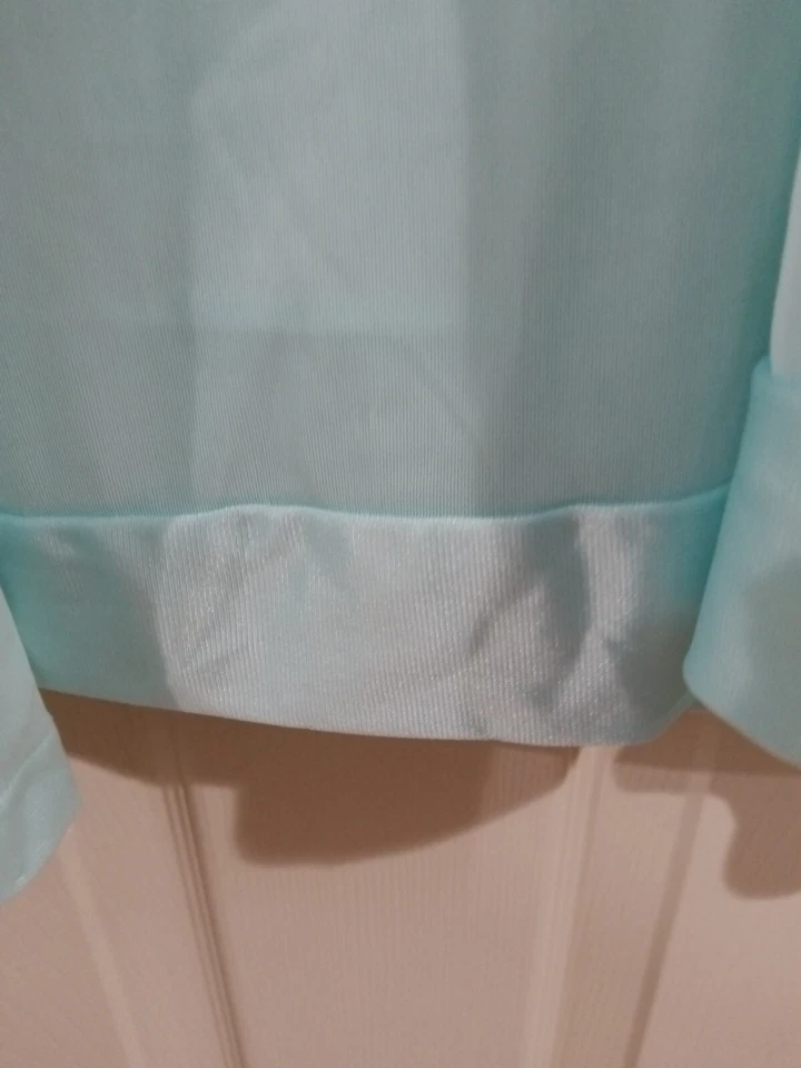Vintage Blue Silky Nylon Robe & Gown Set Size Medium/Large  - Image 4 of 4