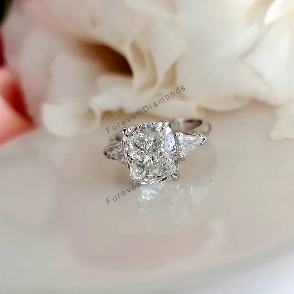 Diamond Ring Radiant Cut 18k White Gold 3.40 Carat IGI Lab Created E F  VS - Image 4 of 4