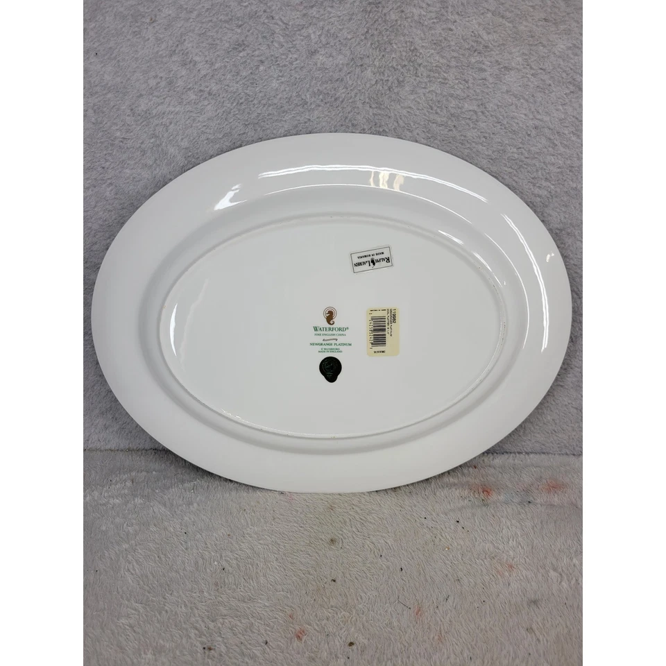 Plato ovalado Waterford Newgrange platino fino inglés China 15 1/4 pulgadas Foto 2 de 4