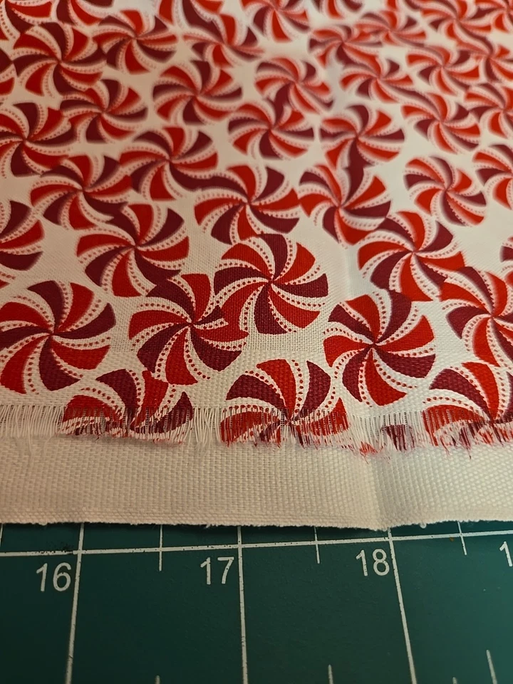 Edredón de tela JO-ANN Navidad menta caramelo 1 yarda invierno artesanía rojo blanco  Foto 4 de 4