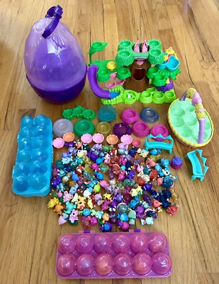 Hatchimals colleggtibles Tree Playset 120 figures egg cartoons accessories