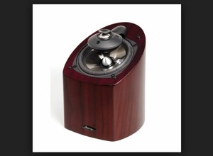 sealed bookshelf speakers