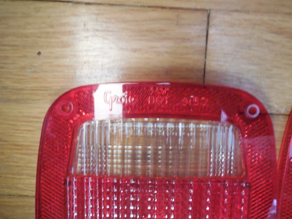 Nueva reproducción 1978 1979 Ford F100 Lente de luz trasera de Grote Foto 2 de 4