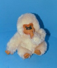 Vtg Russ Berrie "Baby Gonga" Thumb-Sucking White Gorilla Plush Taiwan 5" L K