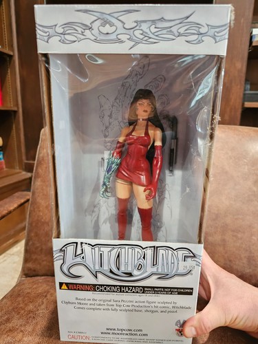 FIGURINE ARTICULÉE SARA Pezzini As Witchblade sculptée par Clayburn
