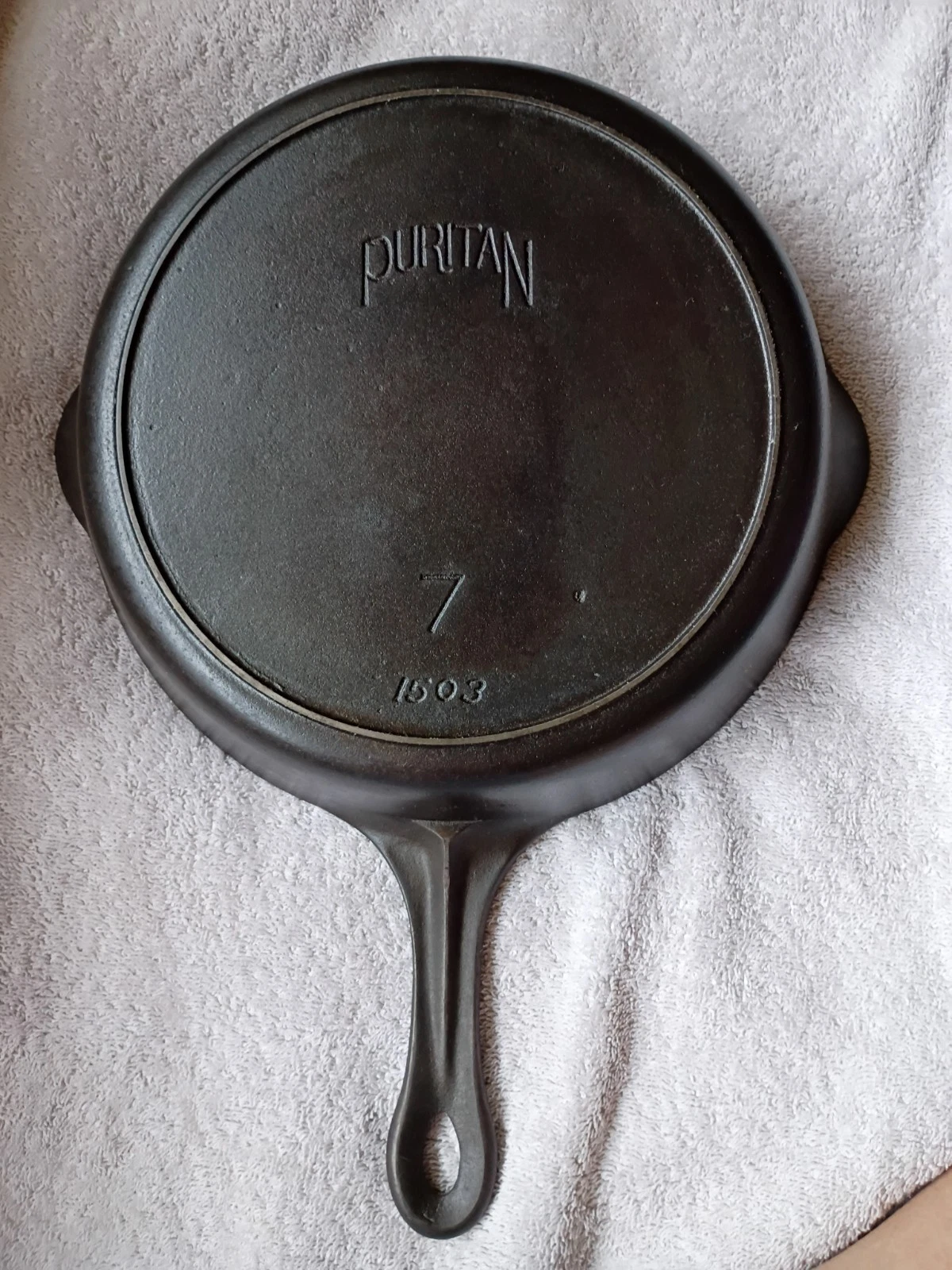 Puritan No. 7 Cast Iron Skillet 1503
Opens in a new window or tab