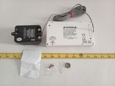 Inovonics EN5040 EchoStream High Power Repeater 902-928 MHz in White model 14321