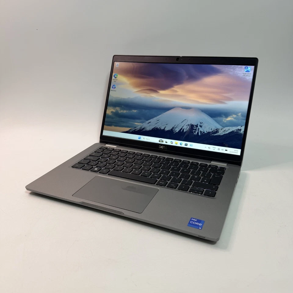 Dell Latitude 5330 · i5-1235U · 8GB · 256GB, photo 1 of 5