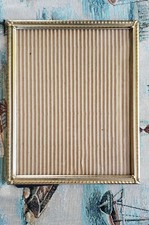 Vintage Picture Frame Filigree Gold Tone With A Raised Border Very Clean, Nice 