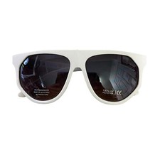 Kleo Plastic Oversized Flat Top Aviator Fashion Sunglasses White Gold Lion Gafas