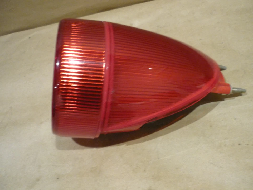 Luz trasera interior derecha Ferrari 430, Enzo - P/N 193180 Foto 2 de 4