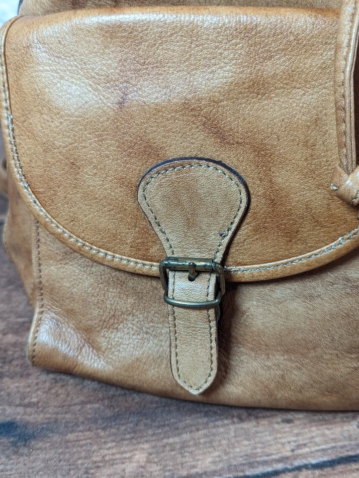 Mochila con cordón de cuero marrón hecha en Italia vintage GIUDI para mujer años 90 Y2K Foto 4 de 4