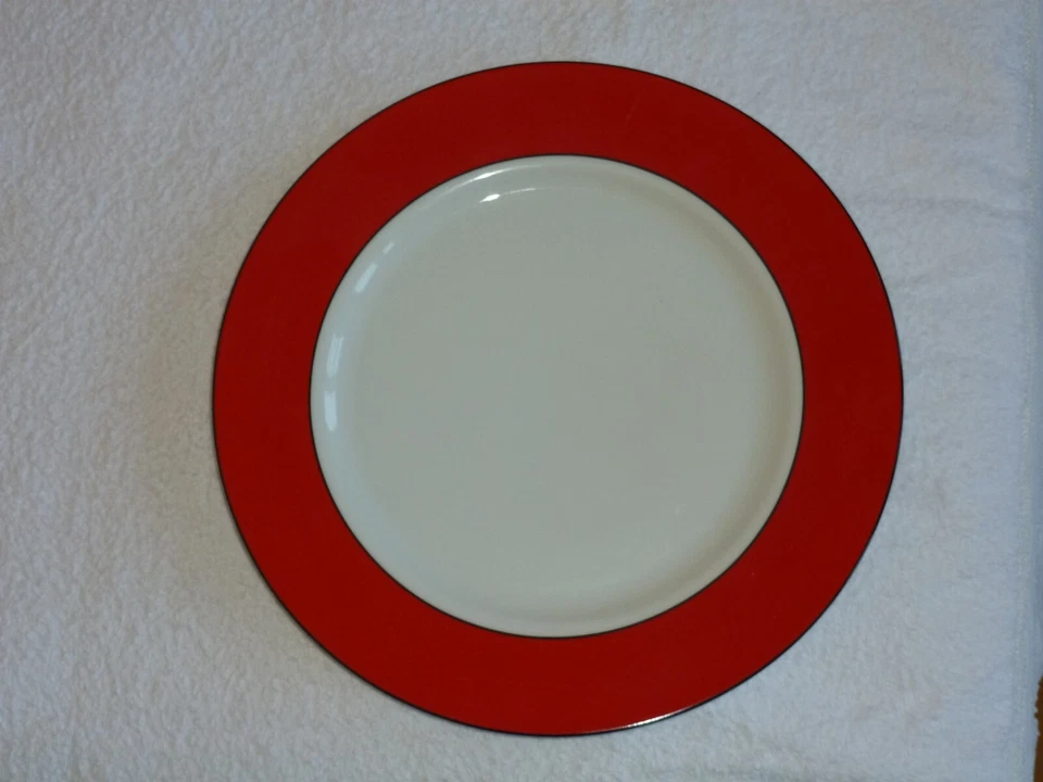 Taitù Taitu Taitü 2 Platzteller(Uno + Duo)Rot + Rotweiss+2 Essteller(2xUno) Rot