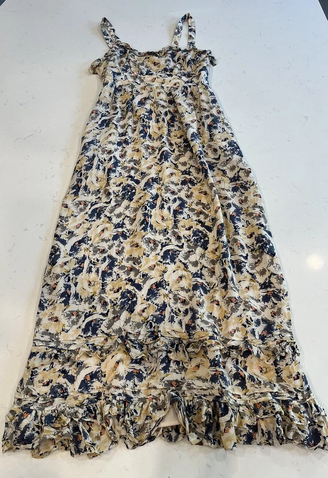 Maxi Vestido Anthropologie Moulinette Soeurs Hortensia Pétalos Volantes Talla 6 Foto 2 de 4