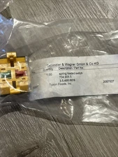 EAO Model: 704.905.5  Contact Block