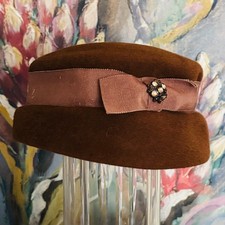 Vtg Genuine Velour Brown Wool Hat w/ Grosgrain Ribbon  Rhinestone Accent 21  