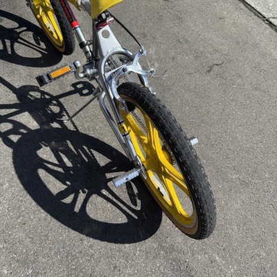 Mongoose Stranger Things R0995WMDS 20 inch BMX Bike - Yellow | eBay