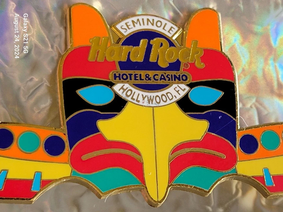 Hard Rock Cafe ® Seminole Hotel pin sTotem Series" limited edition of 300 HR0125 - Image 2 of 4