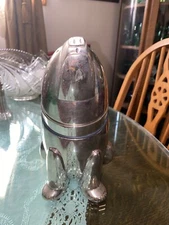 POLAR BEAR COCKTAIL SHAKER