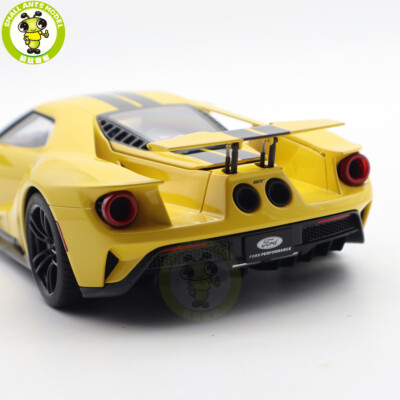 1/18 Autoart 72944 FORD GT 2017 Triple Yellow / Black Stripes