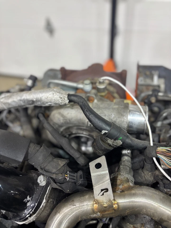 2006 07 Duramax 6.6L LBZ Complete  Chevy GMC 2500 3500 STUDDED IRON HEADS PPE - Image 2 of 4