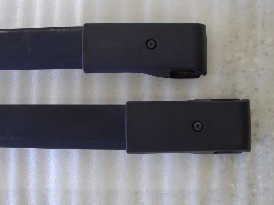 Juego de barras transversales para portaequipajes de techo Subaru Forester 2009-2013 con tornillos OEM Foto 3 de 4