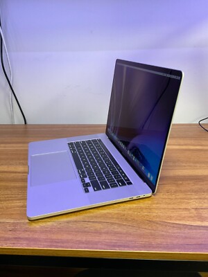 Apple MacBook Pro 16