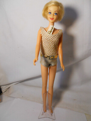 Vintage CASEY DOLL #1180 1967 Blonde Earring X-Stand No Green GOODFEET Francie2