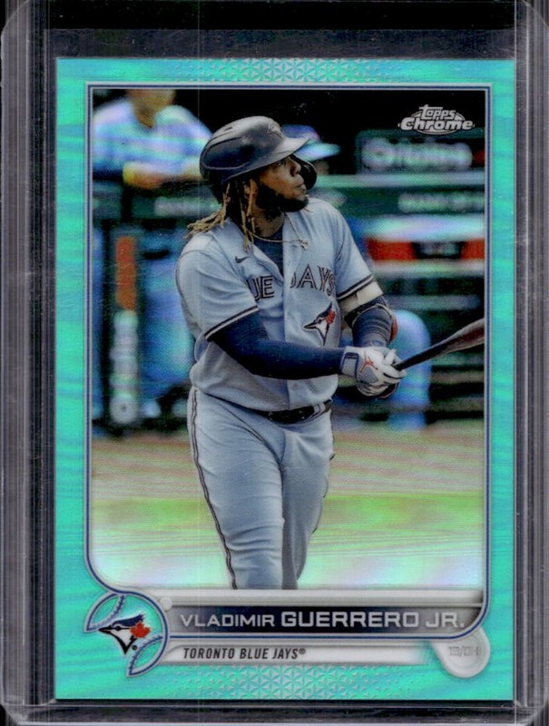 2022 Topps Chrome Vladimir Guerrero Jr. Aqua Refractor #/199 Blue Jays