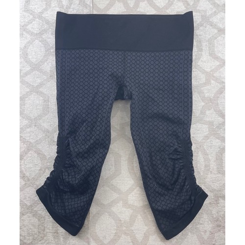 Lululemon Ebb and Flow Crop Leggings Black Grey Geometric Ruched Seamless Size 8