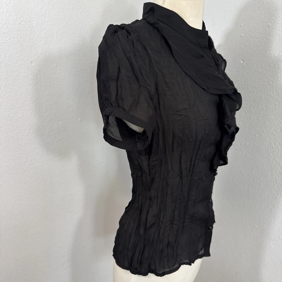 Blusa casi famosa top mujer M negra con volantes oficina sirena hada oscura caprichosa Foto 3 de 4
