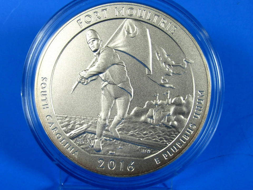 2016 P, 5 onzas, Silver America The Beautiful, Fort Moultrie, cuarto en OGP Foto 3 de 4