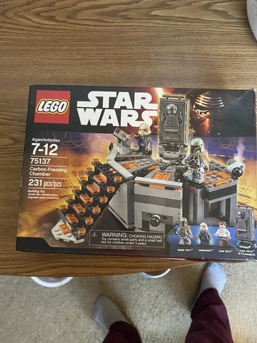 Lego Star Wars 75137 Carbon-Freezing Chamber New  *Slight Damaged Box*