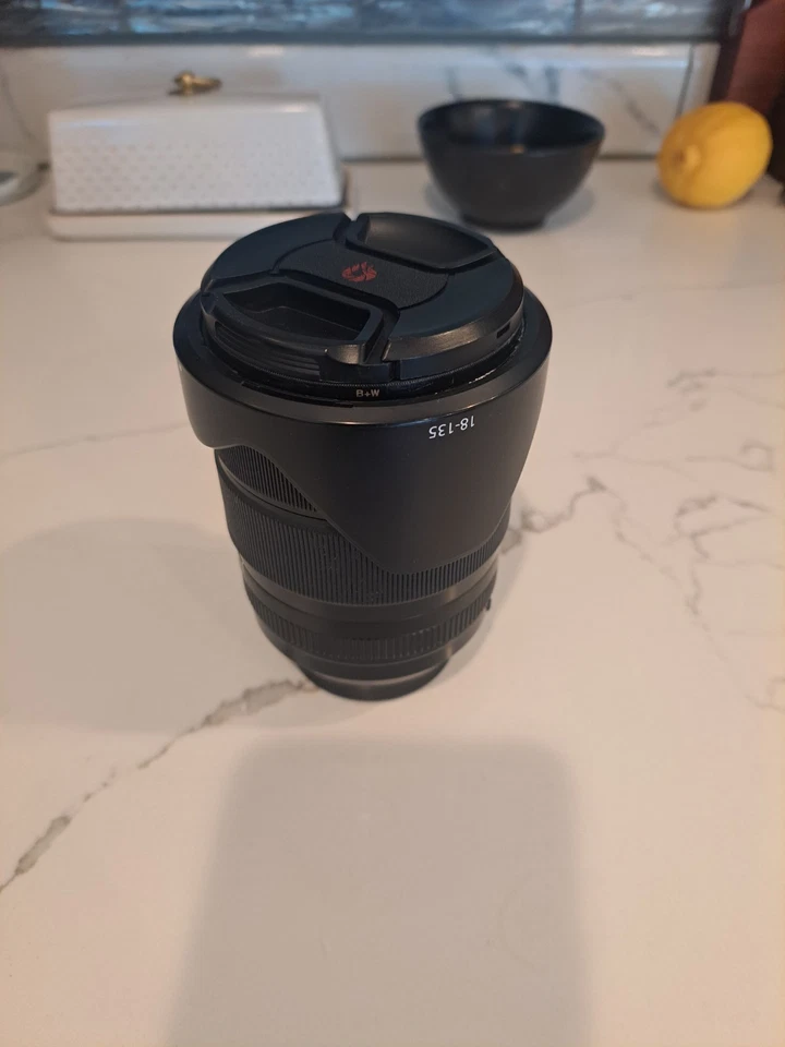 Fujifilm XF 18-135 F3.5-5.6 OIS WR 18-135mm f/3.5-5.6 SLR Lens - Black - Image 2 of 4
