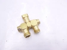 TeeJet 4202-2-1/4T 1/4" FNPT Double Swivel Nozzle Body Brass 280° Swivel NPT