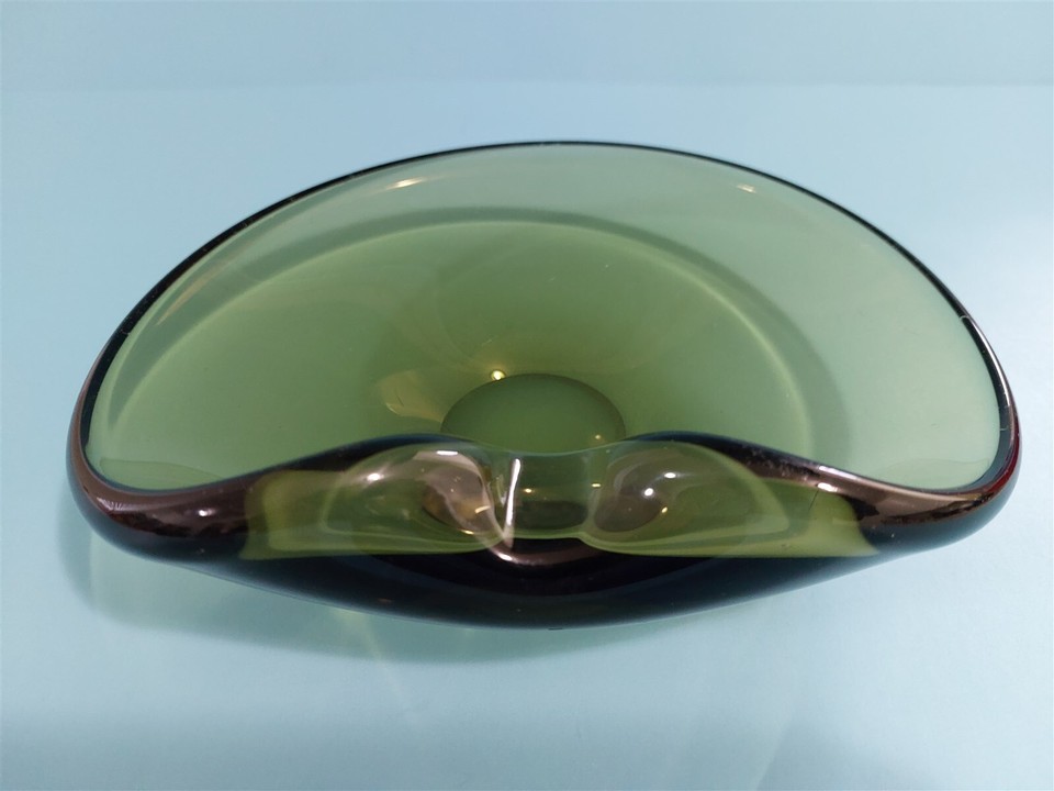 VINTAGE HEAVY GREEN AMBER GLASS CIGAR ASHTRAY HOLMEGAARD SIGNED MCM