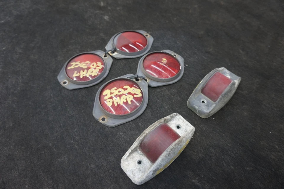 Juego reflector marcador trasero izquierdo derecho AM General Hummer Humvee H1 M998 1992 Foto 3 de 4