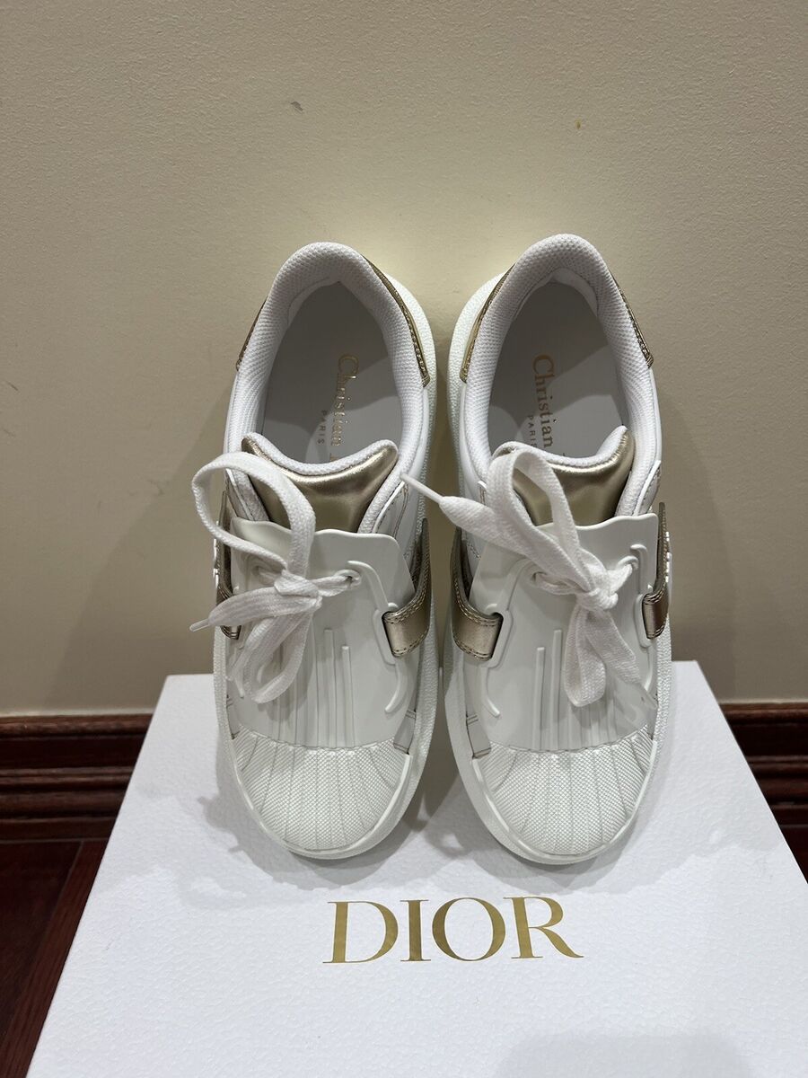 Never Worn Christian Dior Women's Sneakers White Dior-ID Never Worn Christian Dior Women's Sneakers White Dior-ID