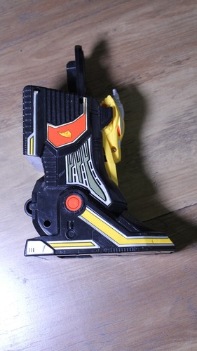 Yellow Griffin Thunder Zord Vintage Power Rangers 1993 Bandai Megazord Leg Part - Picture 9 of 10