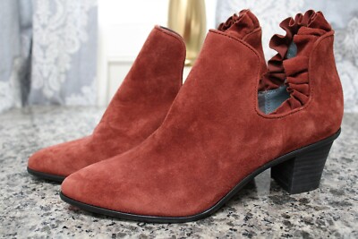 LOGO Lori Goldstein Collection - Ankle Bootie Ruffle - Brown Suede - 7 M