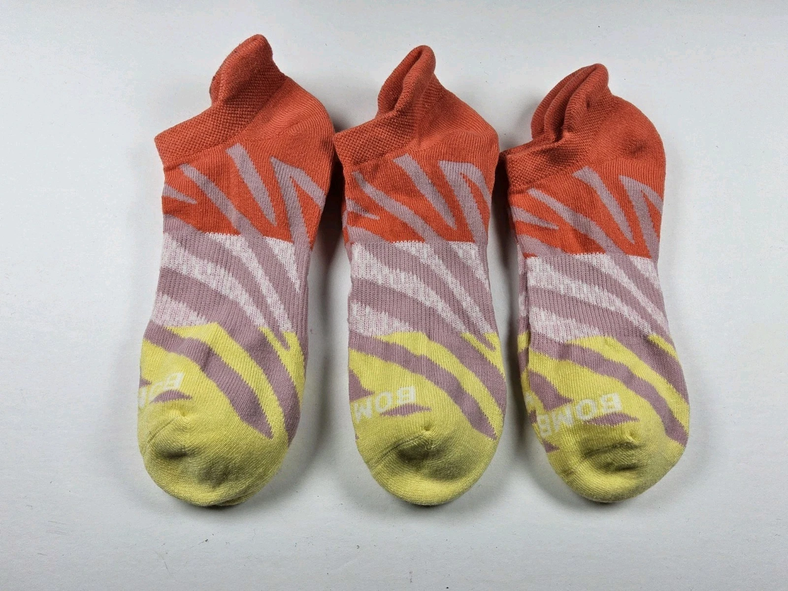 Bombas Pattern Athletic Ankle Socks Lot Of 3 Pairs Size M