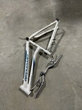 White Blue Cannondale Comfort Five Aluminum F...