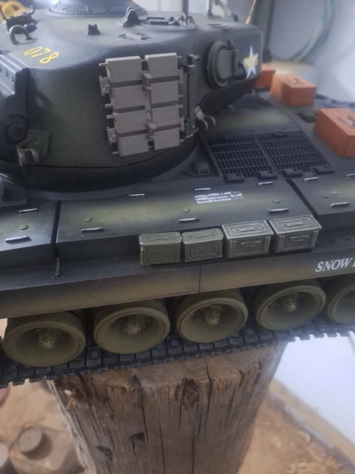 Taigen 1/16 M26 Pershing Snow Leopard Tank - Image 3 of 4