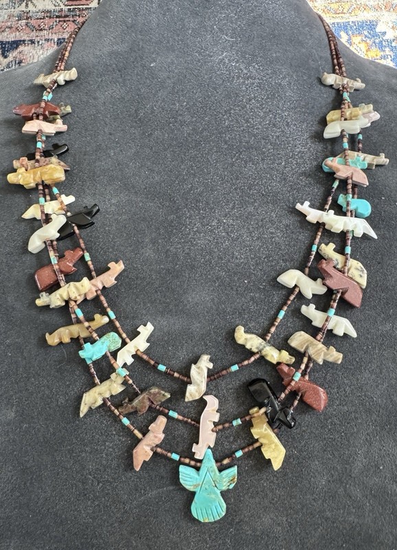 VINTAGE ZUNI NATIVE AMERICAN 3 STRAND FETISH NECKLACE TURQUOISE HEISHI BEADS