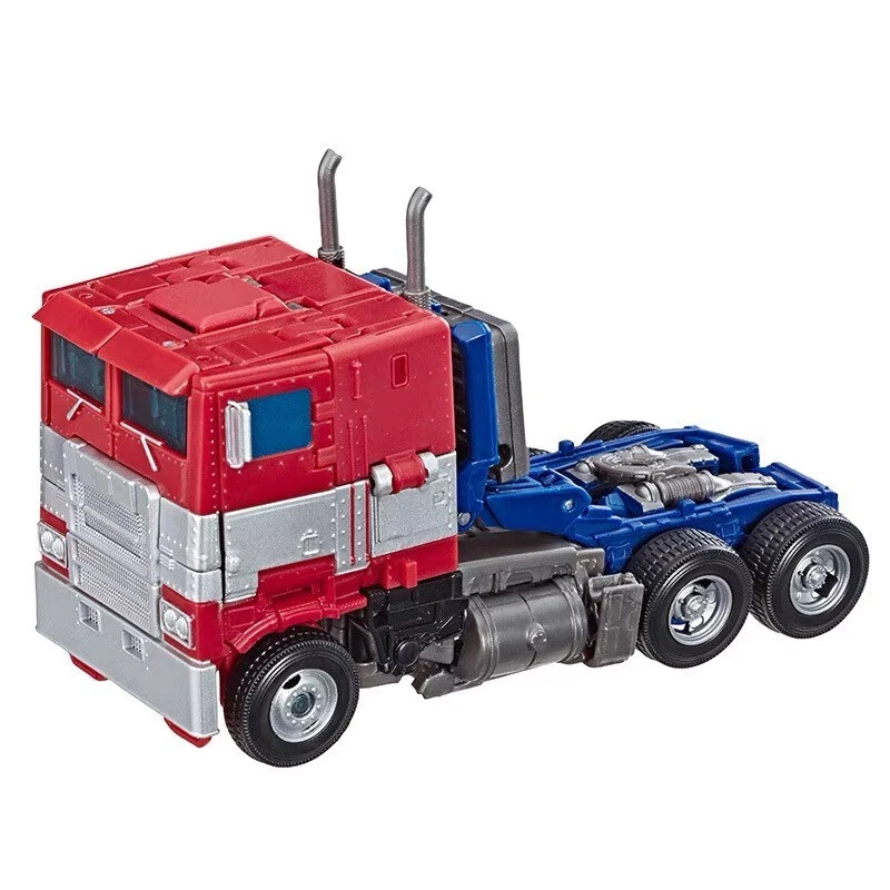 New Transformers Optimus Prime Studio Series 38 Autobot Hasbro Action Figure Toy - Image 3 of 4