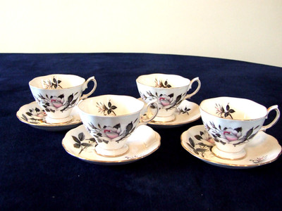 ROYAL ALBERT '' QUEEN'S MESSENGER '' 4 x TASSEN UND UNTERTASSEN EXQUISIT !!!